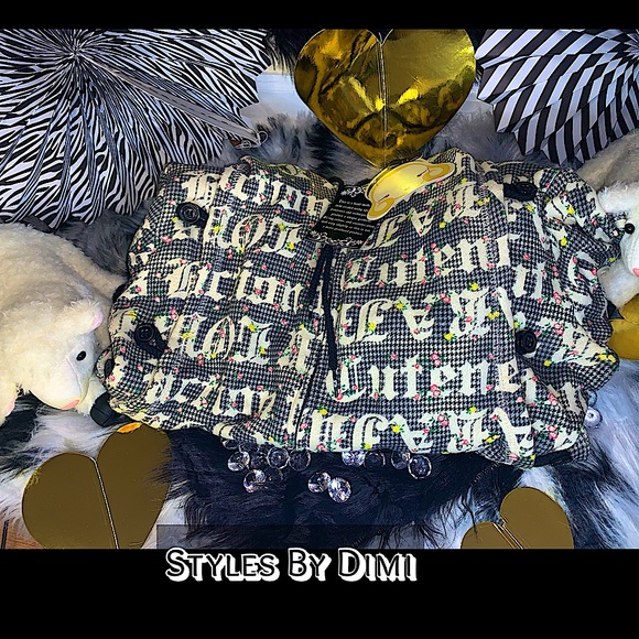 ✨Harajuku Lovers by Gwen Stefani Hoodie ✨ - Picture 3 of 9